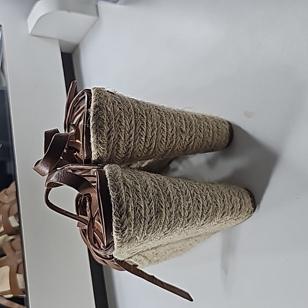 Wedges - Picture 3 of 4